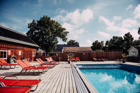 Day, Pool view, Swimming pool, sunbed