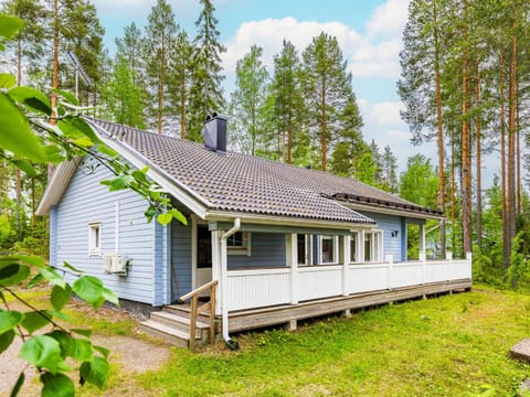 Holiday Home Kainaloranta by Interhome House in Finland