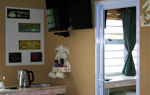 High Palms (HPK) Guesthouse & kite school Bed and Breakfast in Western Cape