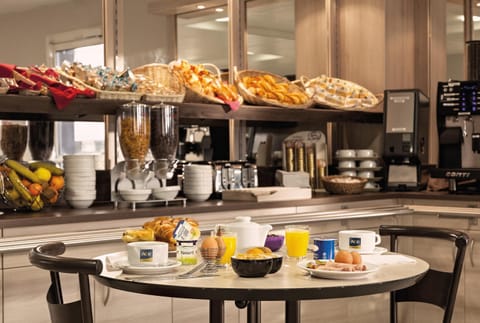 Continental breakfast, Buffet breakfast