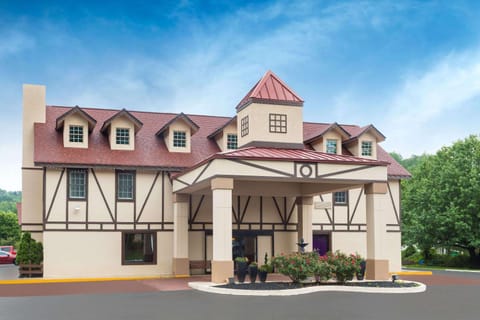 Property building, On site