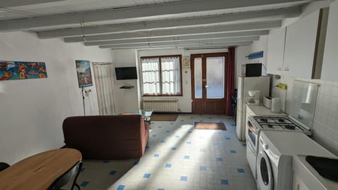 Escale du château de Promery 1389 House in Haute-Savoie