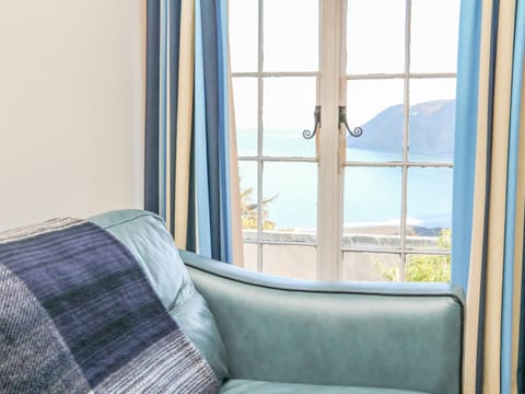 C S Lewis Balcony Apartment in Saint Vincent