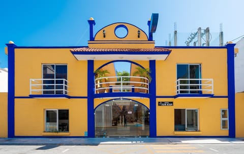 Facade/entrance, Street view