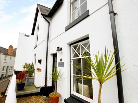 The Shell Seekers House in Fowey