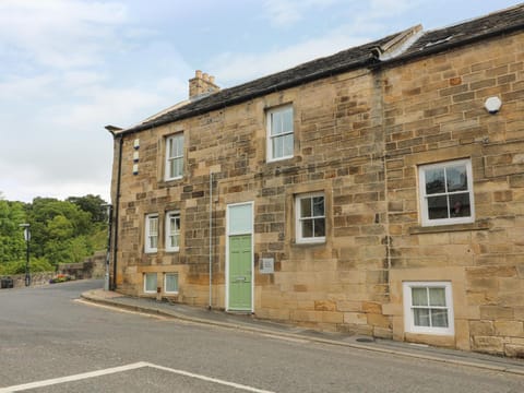 2 Riverside Apartment in Barnard Castle