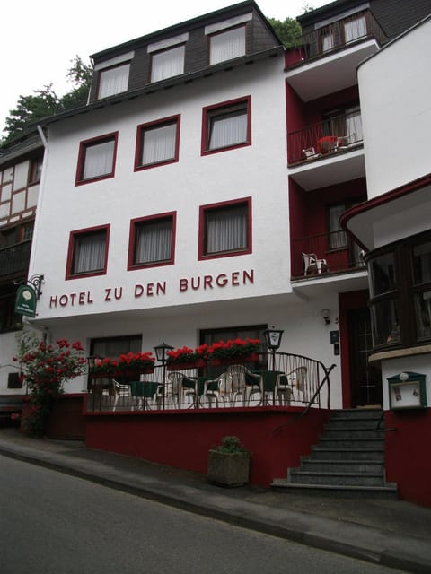 Facade/entrance, Street view