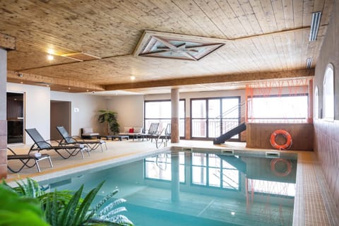 Spa and wellness centre/facilities, Swimming pool