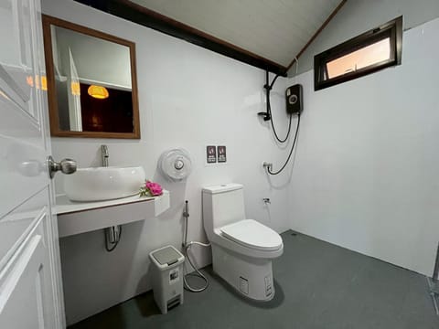 Koh Jum Serenity Resort House in Krabi Changwat