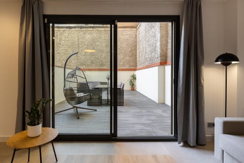 Patio, Balcony/Terrace