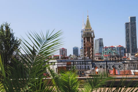 Nearby landmark, Neighbourhood