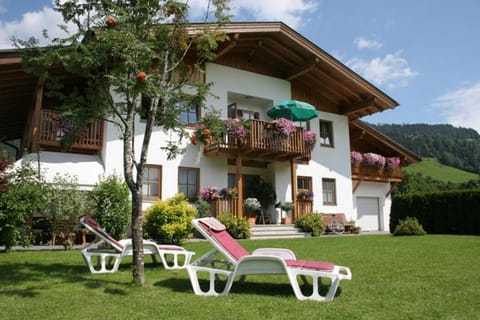 Property building, Garden view, sunbed