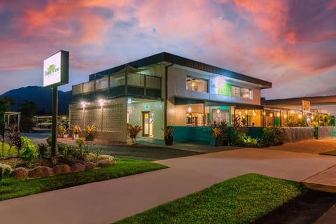 Property building, Facade/entrance, Garden, View (from property/room)
