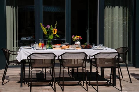 Villa Rowan House in Ostend