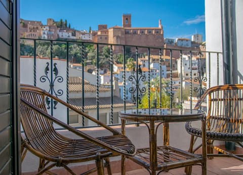 Balcony/Terrace, City view, Street view