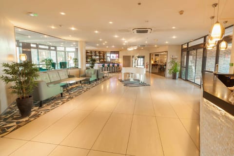 Lobby or reception, On site