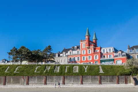 Hotel Restaurant Les Tourelles Hotel in Le Crotoy