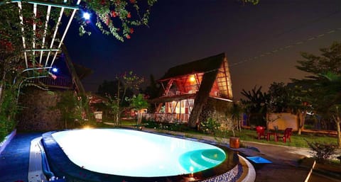 Property building, Night