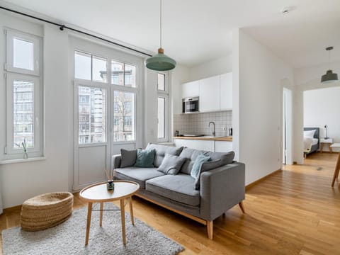 Kitchen or kitchenette, Living room, Seating area