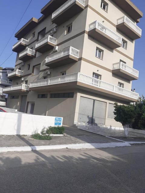 Sunset House Aurora&Ersi Apartment in Vlorë County, Albania