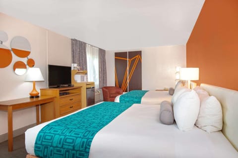 Photo of the whole room, On site