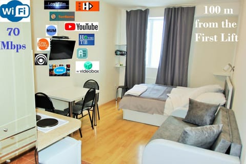 Winter, TV and multimedia, Photo of the whole room, Decorative detail