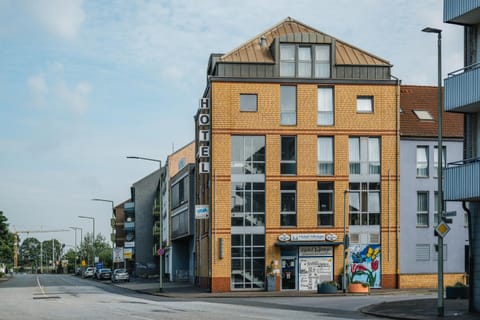 Property building, City view, Location