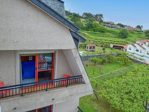 Property building, Restaurant/places to eat, Natural landscape, Activities, Garden, Balcony/Terrace, Beach, Hiking, Sea view, Swimming pool, Breakfast, group of guests, group of guests, Family, Family, Parking, heating, internet, internet, pet friendly, pet friendly