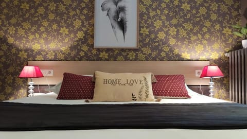 Bathroom, Coffee/tea facilities, Decorative detail