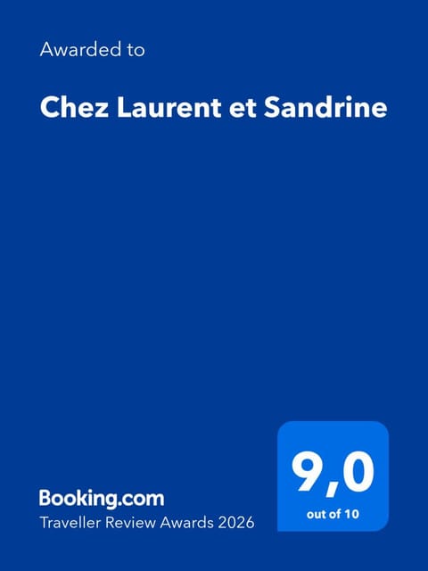 Chez Laurent et Sandrine - parking - jusqu'à 4 chambres - 6 couchages - possibilité de petit-déjeuner - possibilité de spa privatif - piscine à 20 minutes Apartment in Vosges
