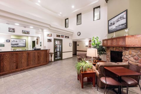 Lobby or reception, On site