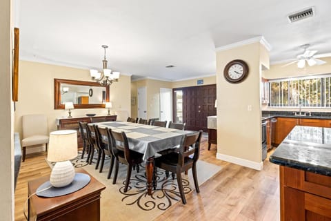 Kitchen or kitchenette, Dining area, kitchen, kitchen