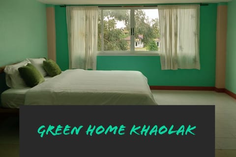 Green Home Bed and Breakfast in Khuekkhak