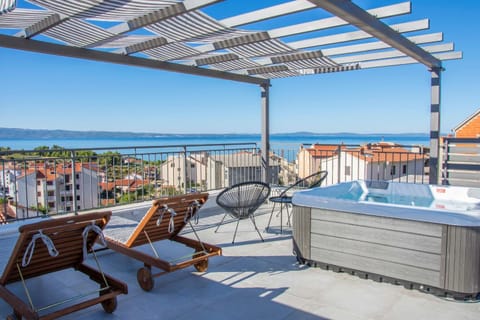 Mountain view, Sea view, Quiet street view