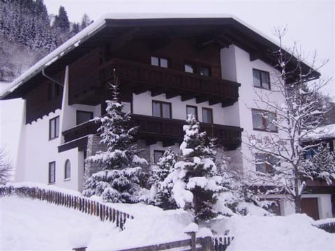 Property building, Facade/entrance, Bird's eye view, Winter