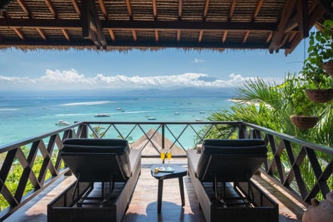 Natural landscape, View (from property/room), Balcony/Terrace, Seating area, Sea view