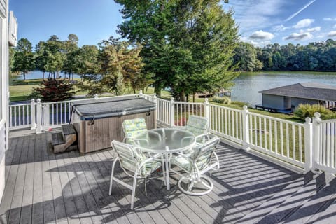 Fancy Free House in Lake Anna