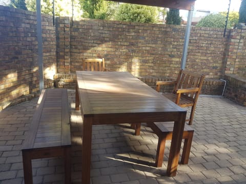 Alyssa's Inn Boutique Guesthouse Bed and Breakfast in Cape Town