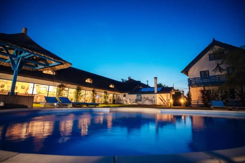 Summer, On site, Pool view, Swimming pool, Swimming pool, Sunset