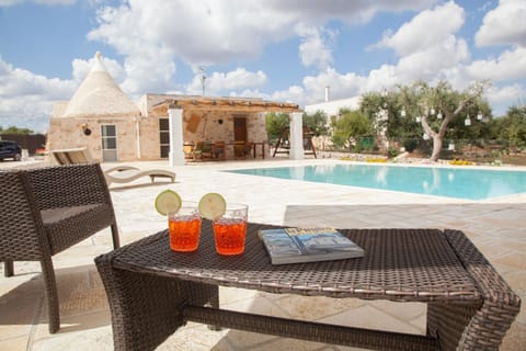 Property building, Pool view, Swimming pool