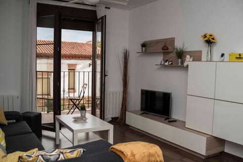 TV and multimedia, Living room, Dining area