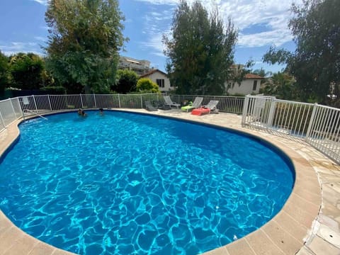 Studio, piscine Apartment in Nice