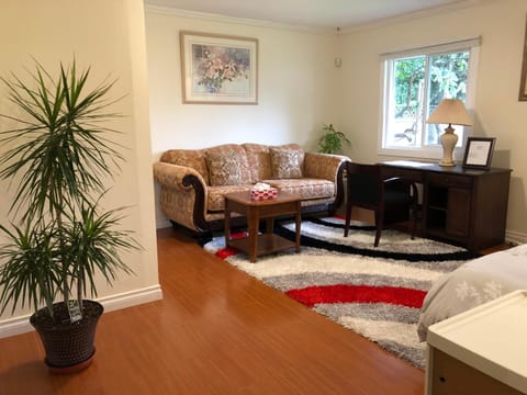 Vancouver shaughnessy guest home Vacation rental in Vancouver