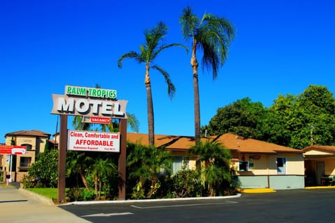 Palm Tropics Motel Motel in Glendora