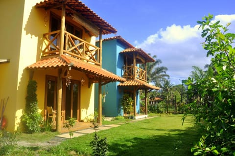Property building, Facade/entrance, Garden