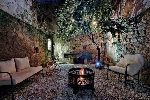 Patio, Garden, Balcony/Terrace