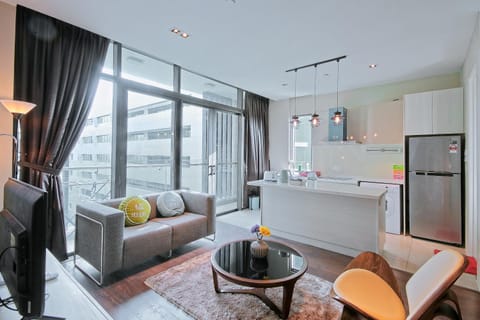 Balcony/Terrace, Kitchen or kitchenette, Living room, Seating area