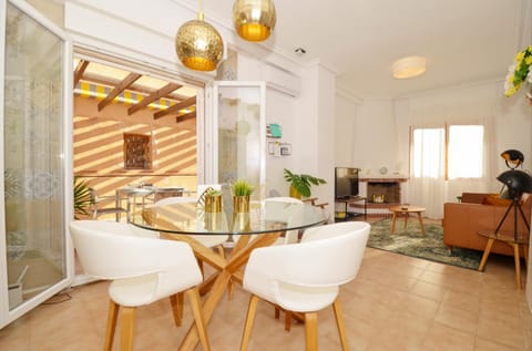 Living room, Seating area, Dining area