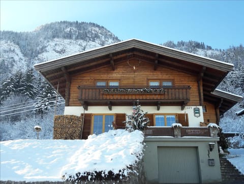 Property building, Winter