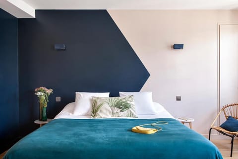 Bed, Photo of the whole room, Bedroom, room service